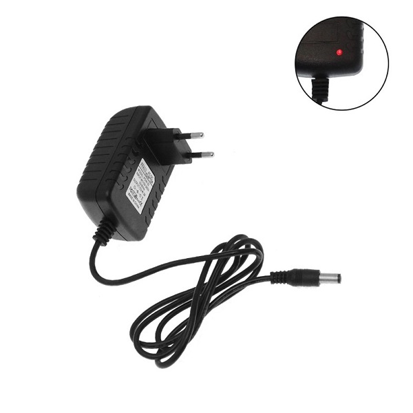 Universal Τροφοδοτικό Πρίζας 220V AC σε DC 12V 2A Treqa POW-02