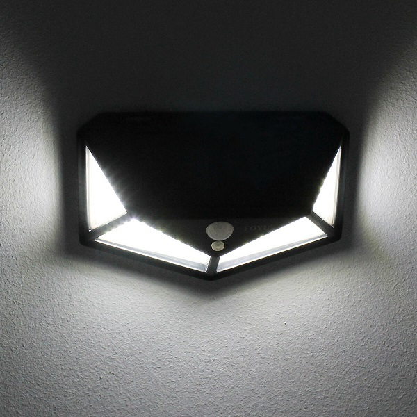 Ηλιακό Φωτιστικό 30W 700lm Επιτοίχιο Ψυχρό Λευκό 6500K με Αισθητήρα Κίνησης IP65 FO-TA008