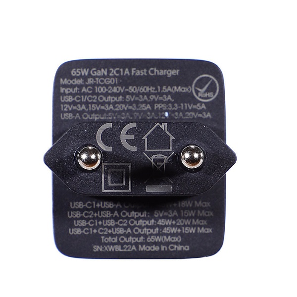 Φορτιστής με Θύρα USB-A και 2 Θύρες USB-C και Καλώδιο USB-C 65W Power Delivery Μαύρος