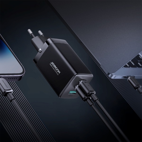 Φορτιστής με Θύρα USB-A και 2 Θύρες USB-C και Καλώδιο USB-C 65W Power Delivery Μαύρος