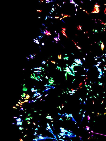 Χριστουγεννιάτικο Δέντρο Πράσινο 210εκ με Μεταλλική Βάση και Φωτισμό Οπτικών Ινών